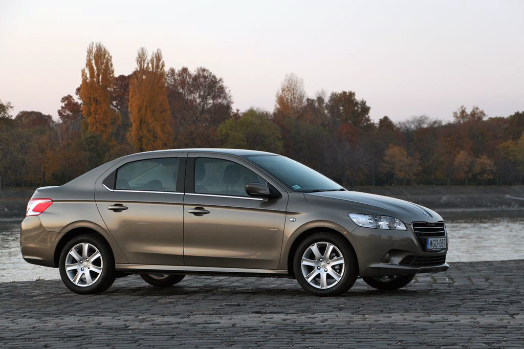 PEUGEOT 301