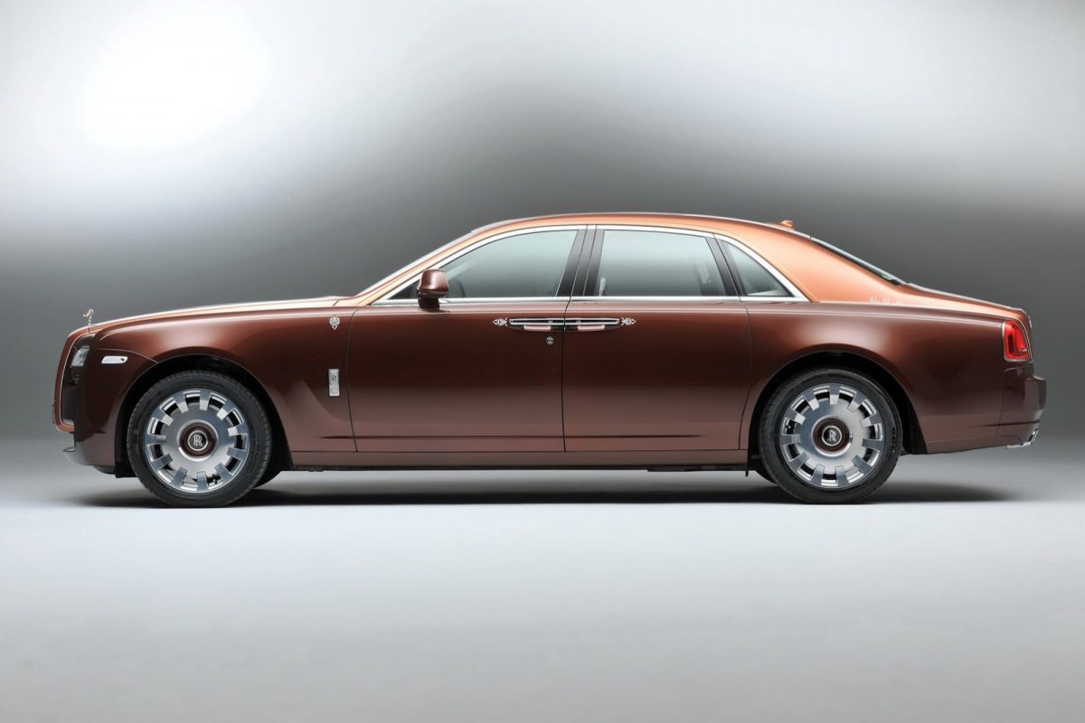ROLLS-ROYCE GHOST