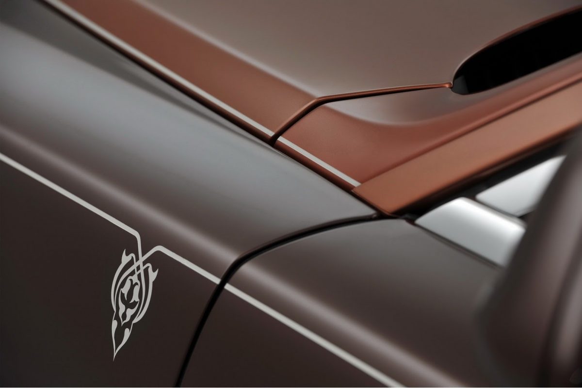 ROLLS-ROYCE GHOST