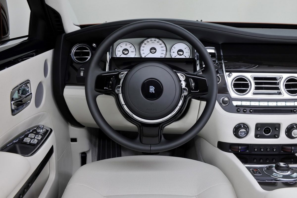 ROLLS-ROYCE GHOST