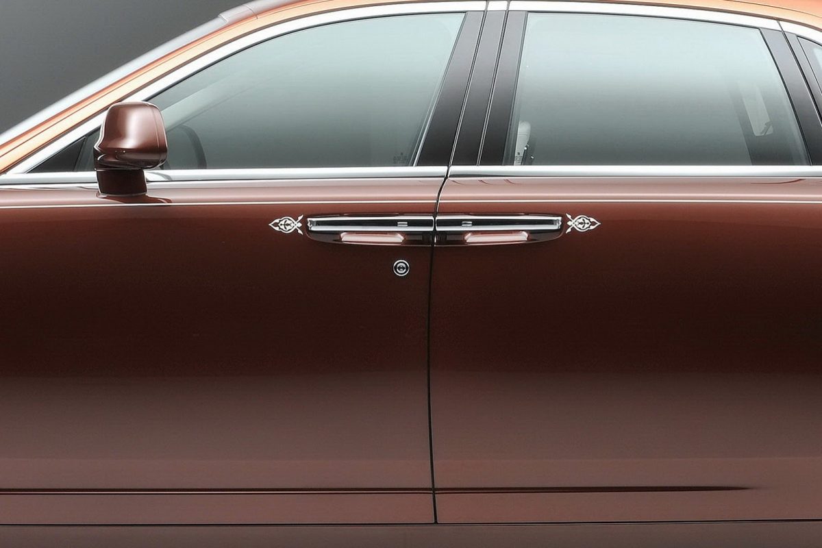 ROLLS-ROYCE GHOST