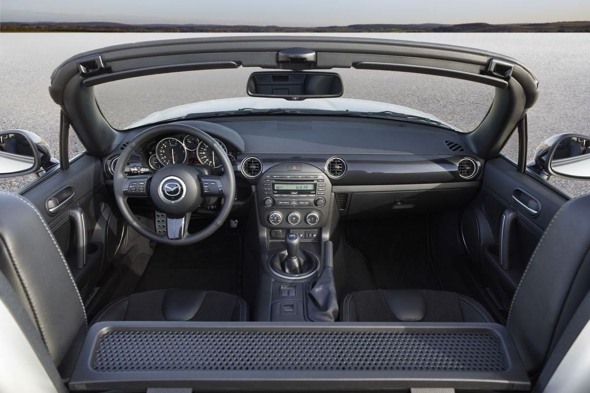 MAZDA MX-5