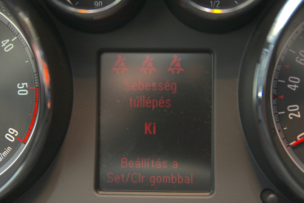 MERCEDES-BENZ S-OSZTÁLY