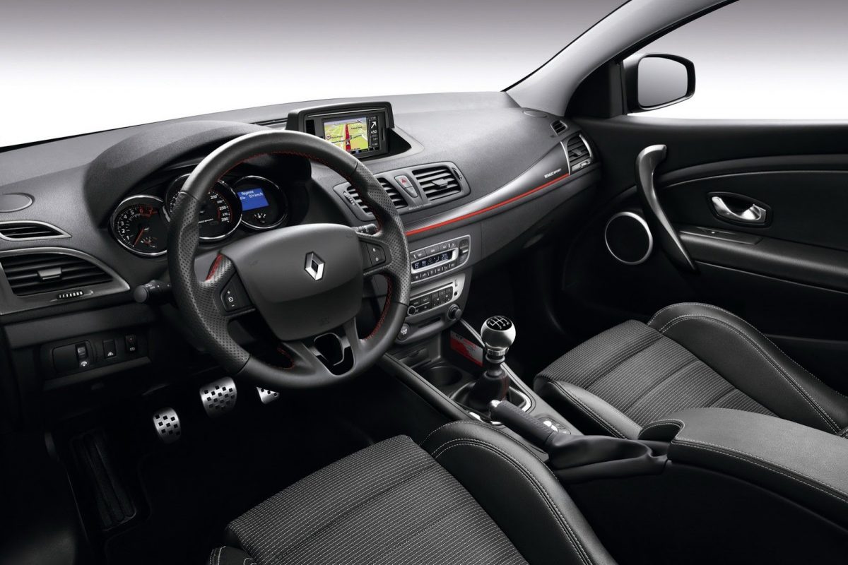 RENAULT