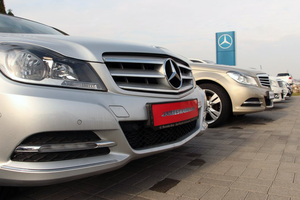 MERCEDES-BENZ