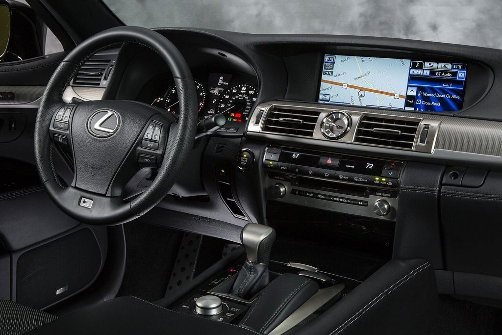 LEXUS
