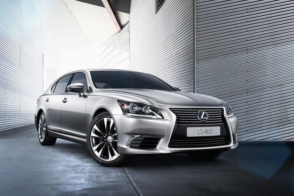 LEXUS