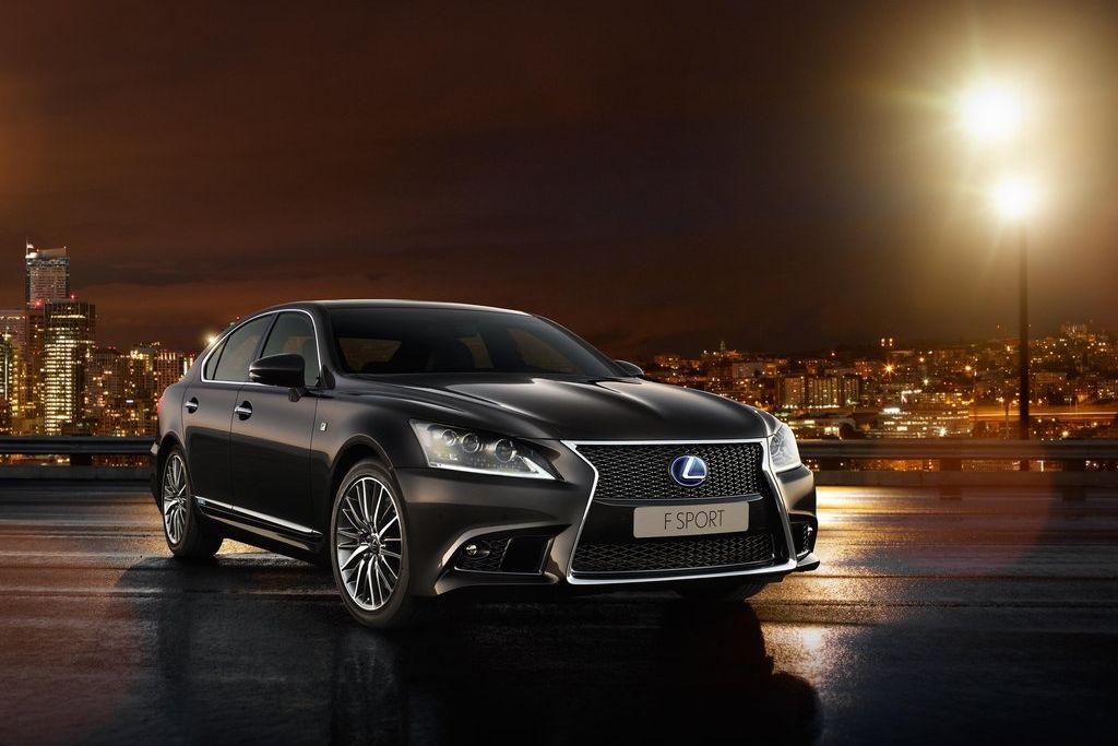 LEXUS