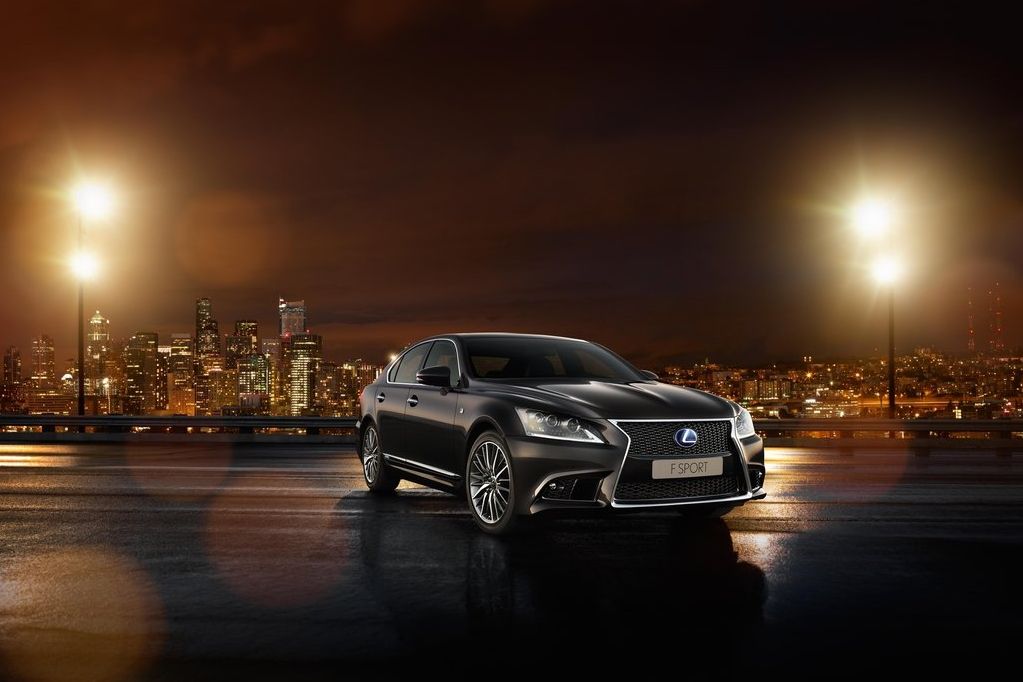 LEXUS