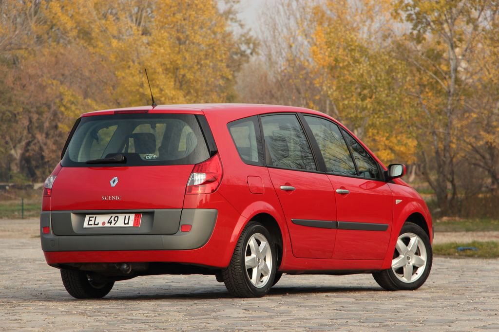RENAULT GRAND SCENIC