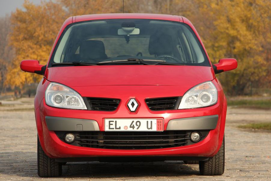 RENAULT GRAND SCENIC