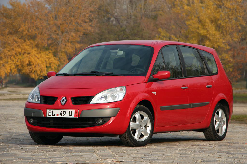 RENAULT GRAND SCENIC