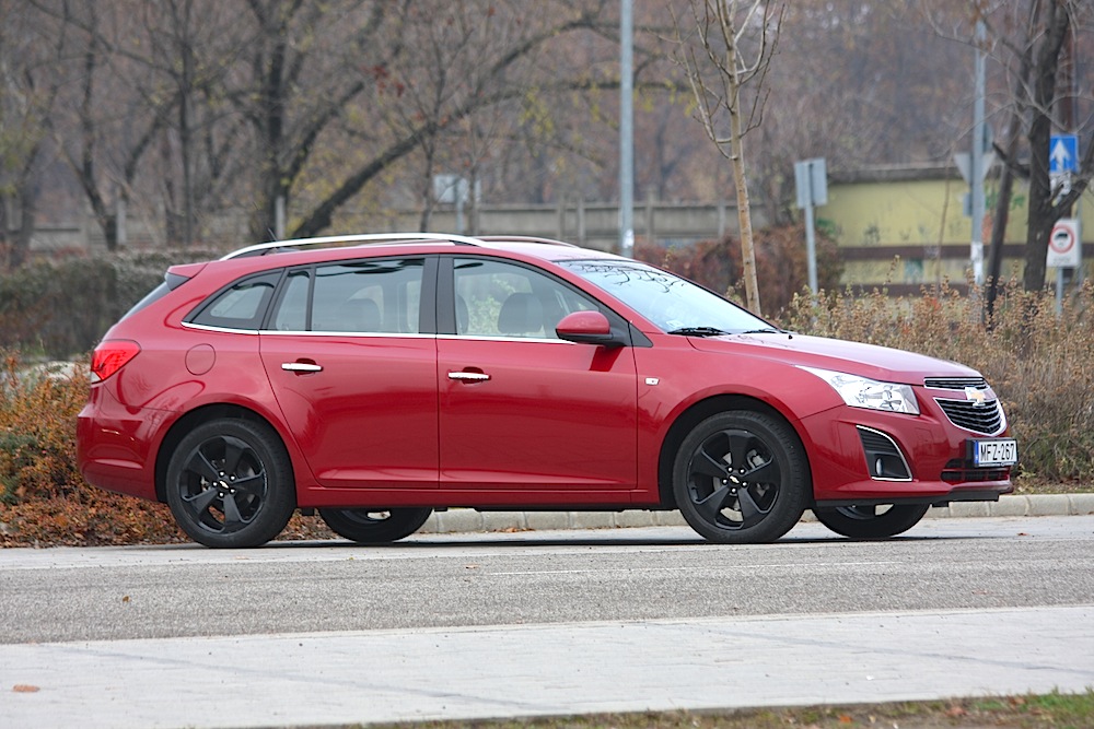 CHEVROLET CRUZE