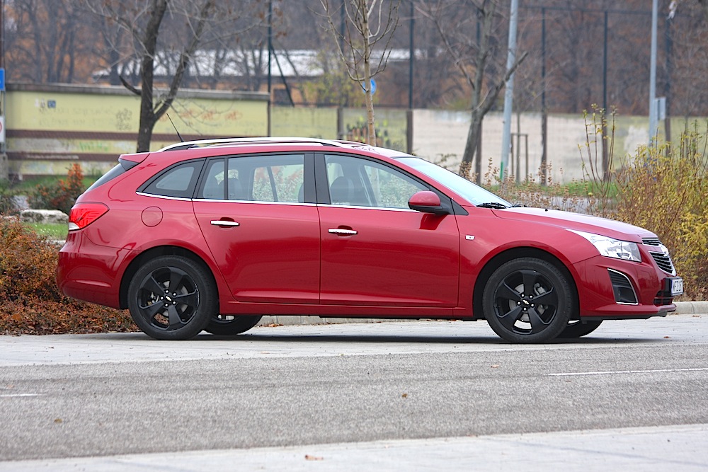 CHEVROLET CRUZE