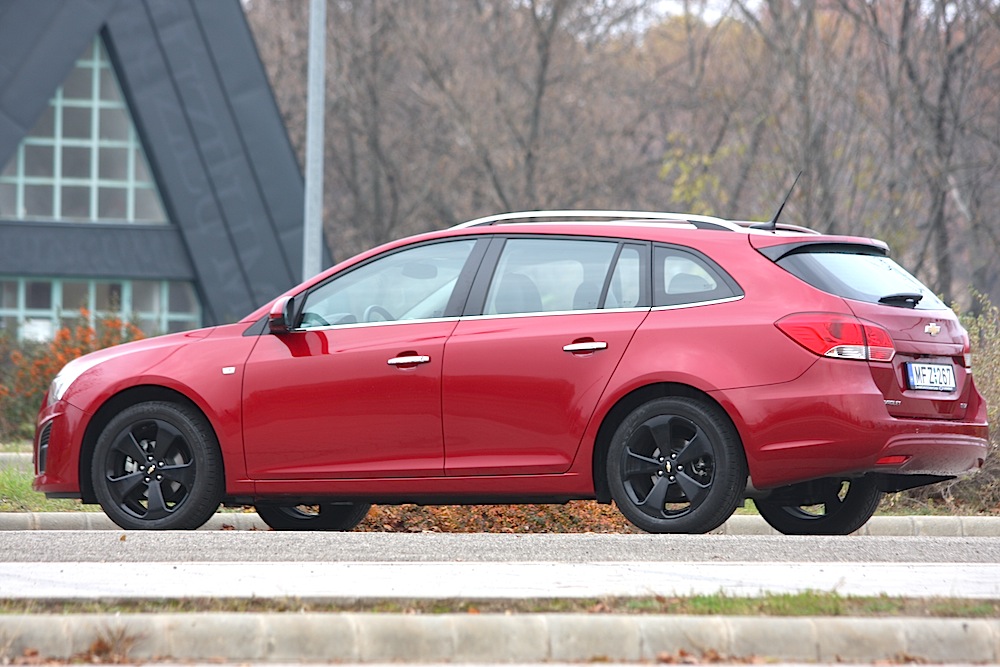 CHEVROLET CRUZE