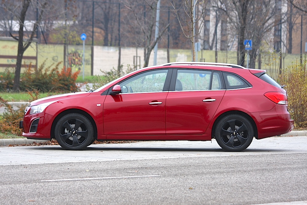 CHEVROLET CRUZE