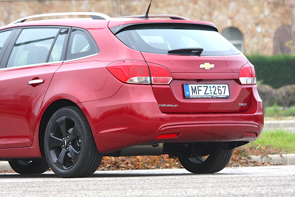 CHEVROLET CRUZE