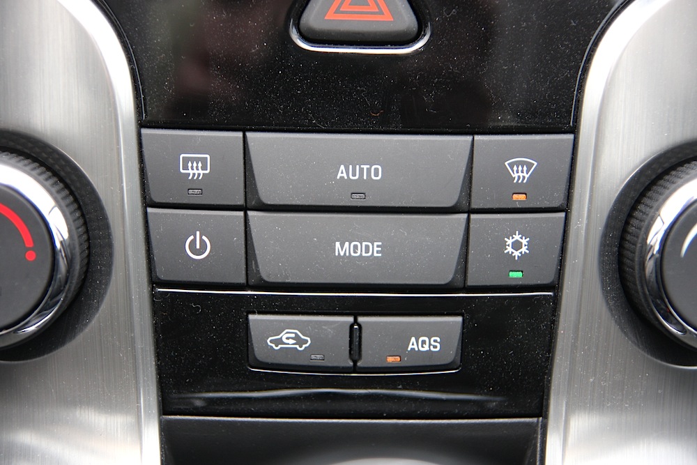 CHEVROLET CRUZE
