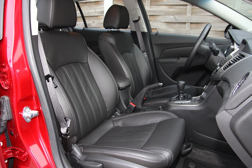 CHEVROLET CRUZE