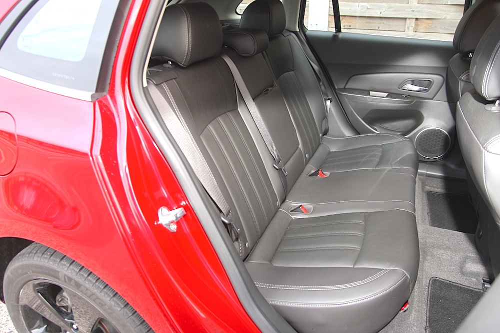 CHEVROLET CRUZE