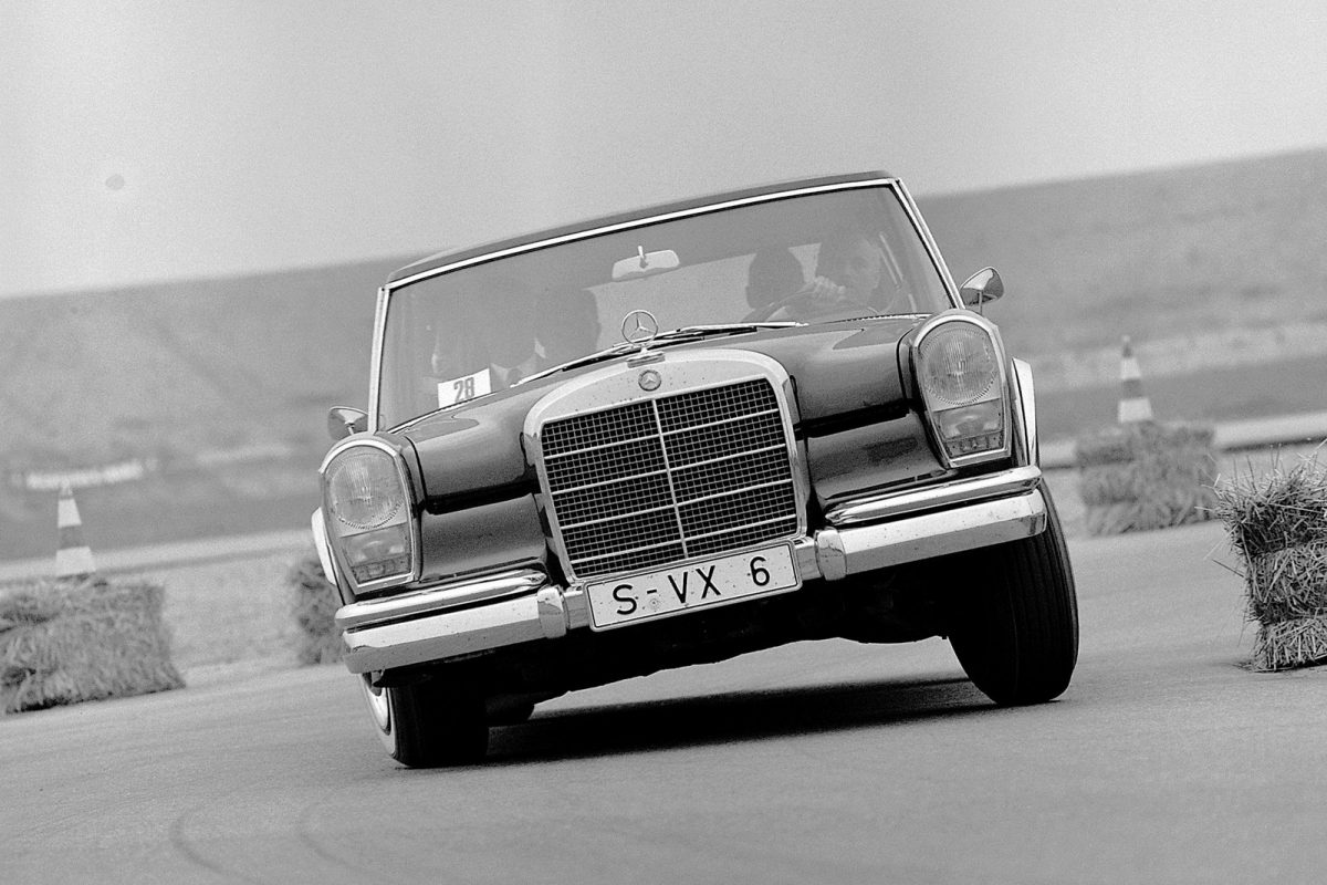 MERCEDES-BENZ S-OSZTÁLY
