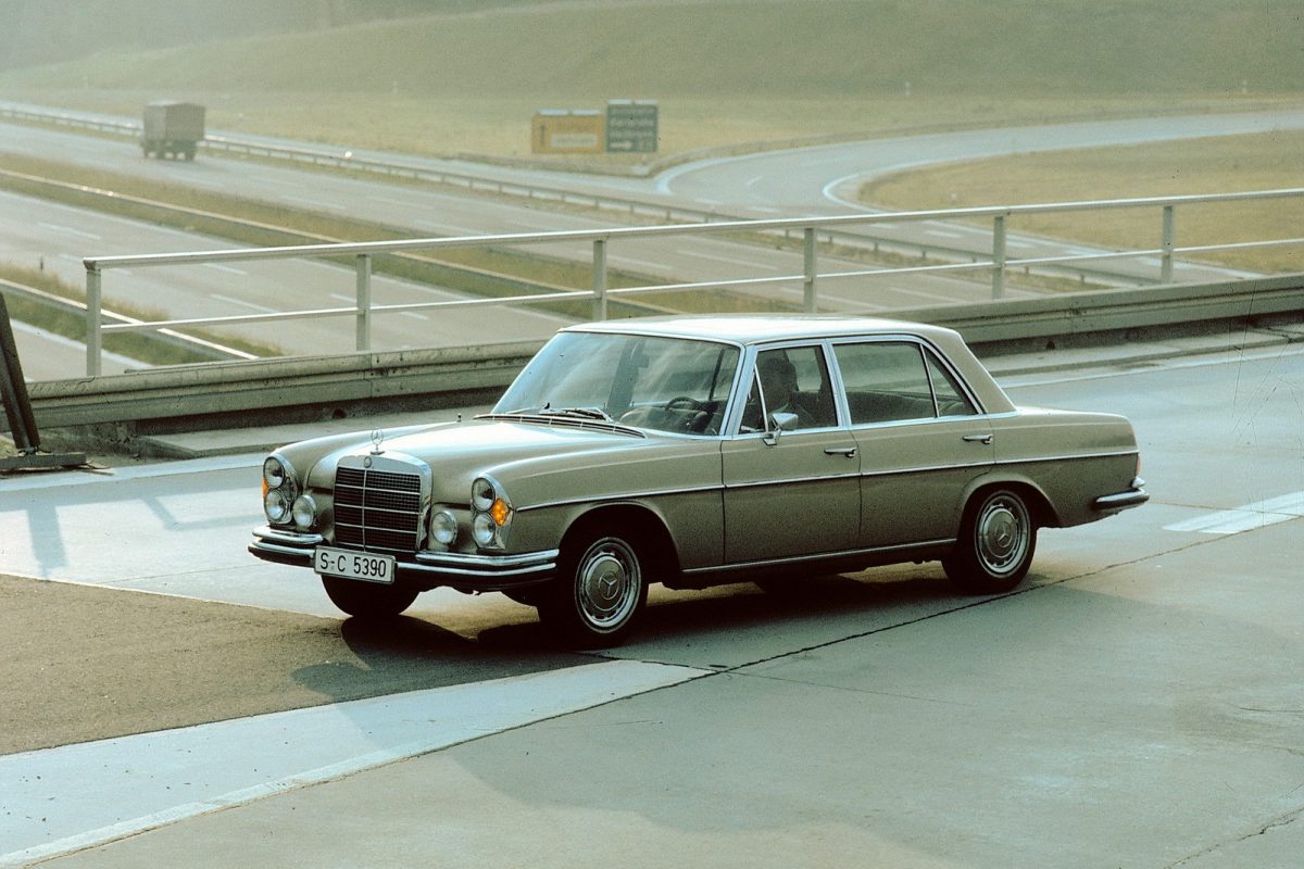 MERCEDES-BENZ S-OSZTÁLY