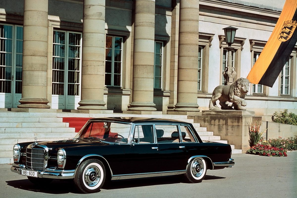 MERCEDES-BENZ S-OSZTÁLY