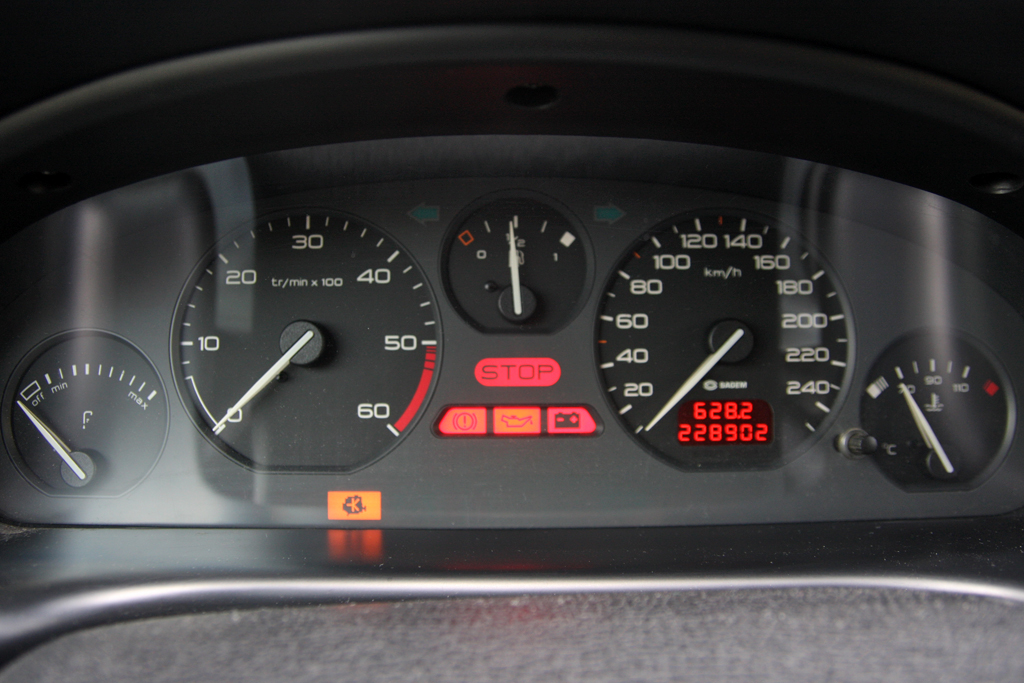 PEUGEOT 406