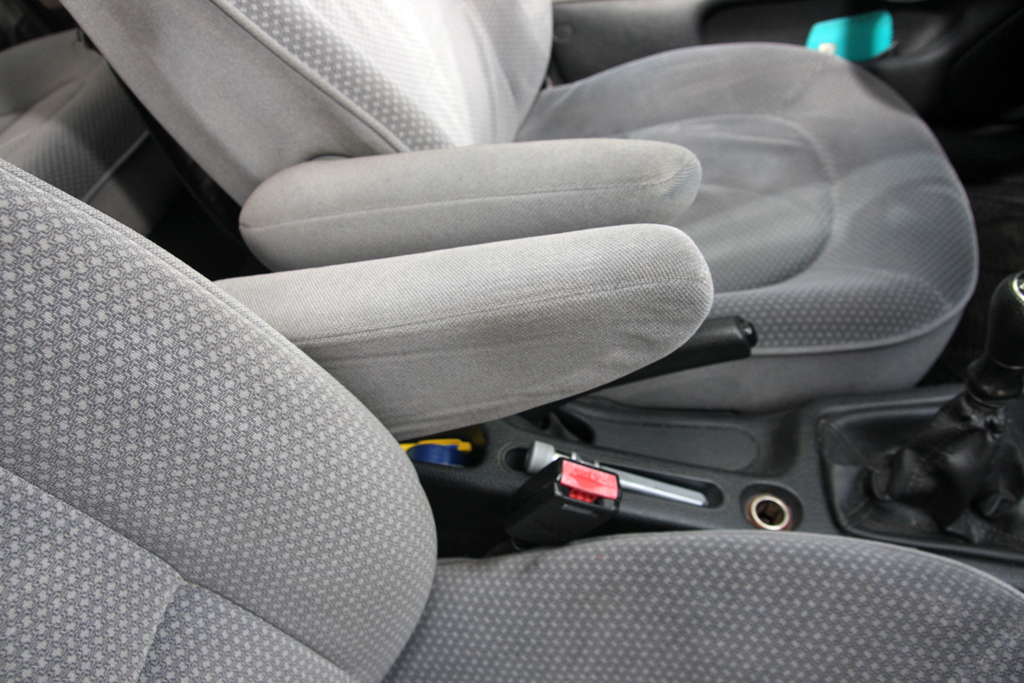 PEUGEOT 406