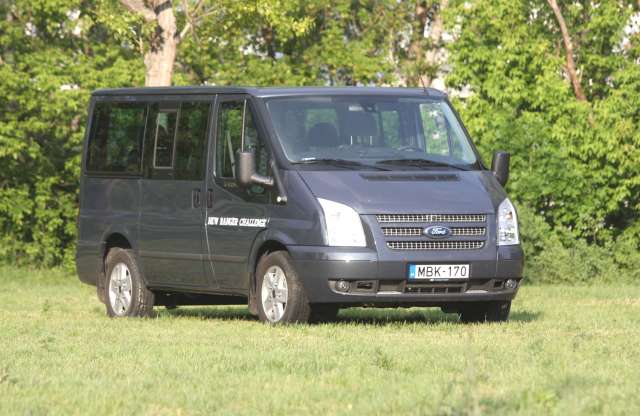 Fontosabb utakra - Ford Tourneo teszt