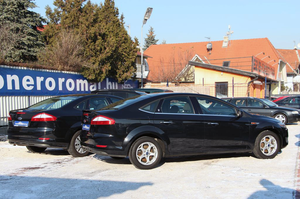 FORD MONDEO