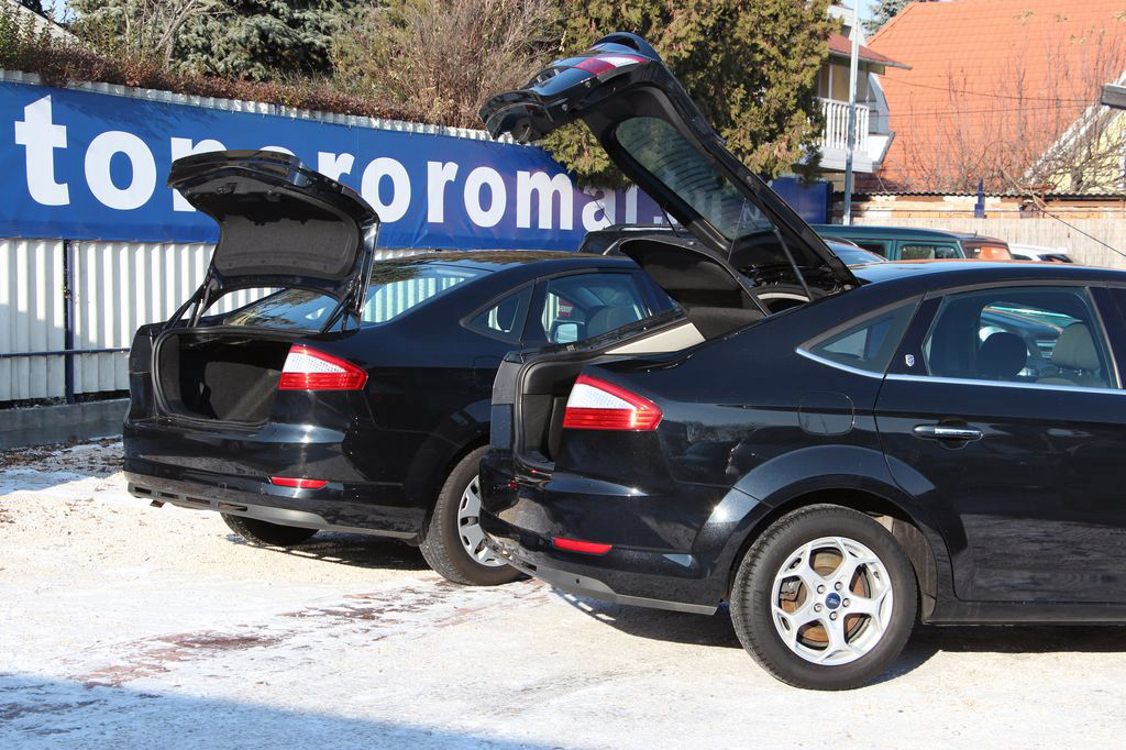 FORD MONDEO