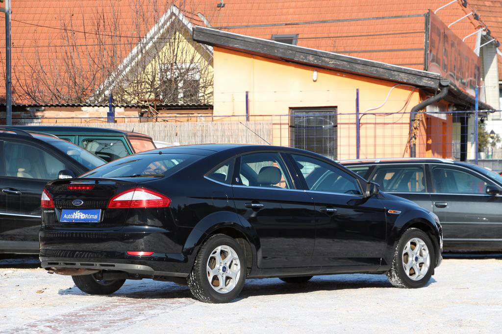 FORD MONDEO