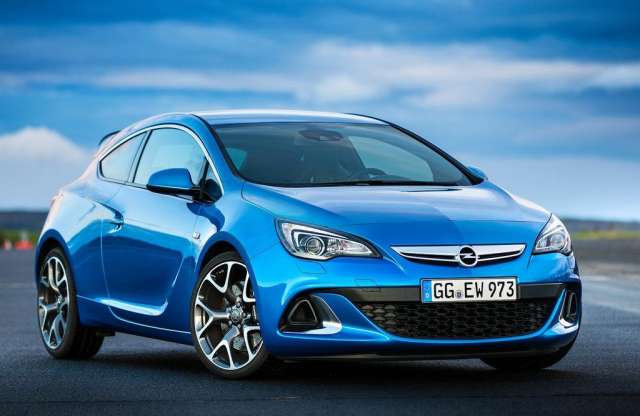 Nagyon megy, alig fogyaszt az új Opel Astra OPC