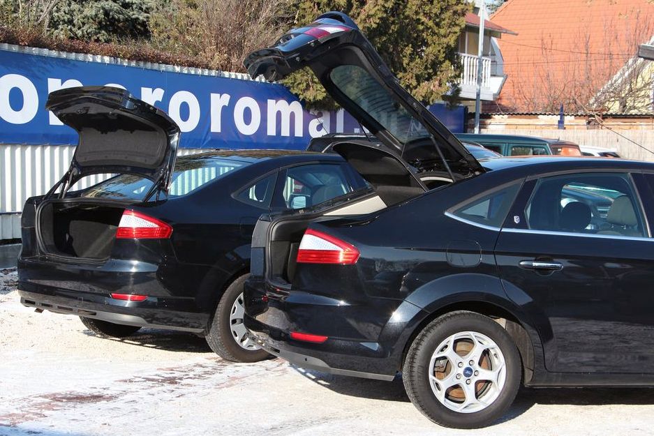 FORD MONDEO