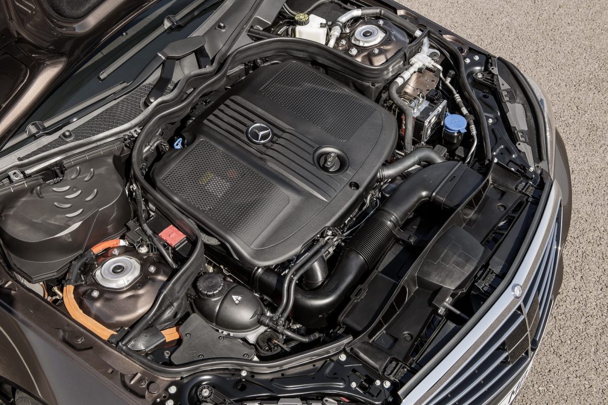 MERCEDES-BENZ