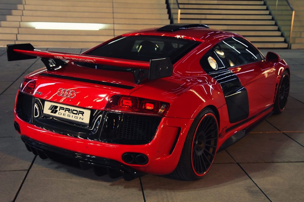 AUDI R8
