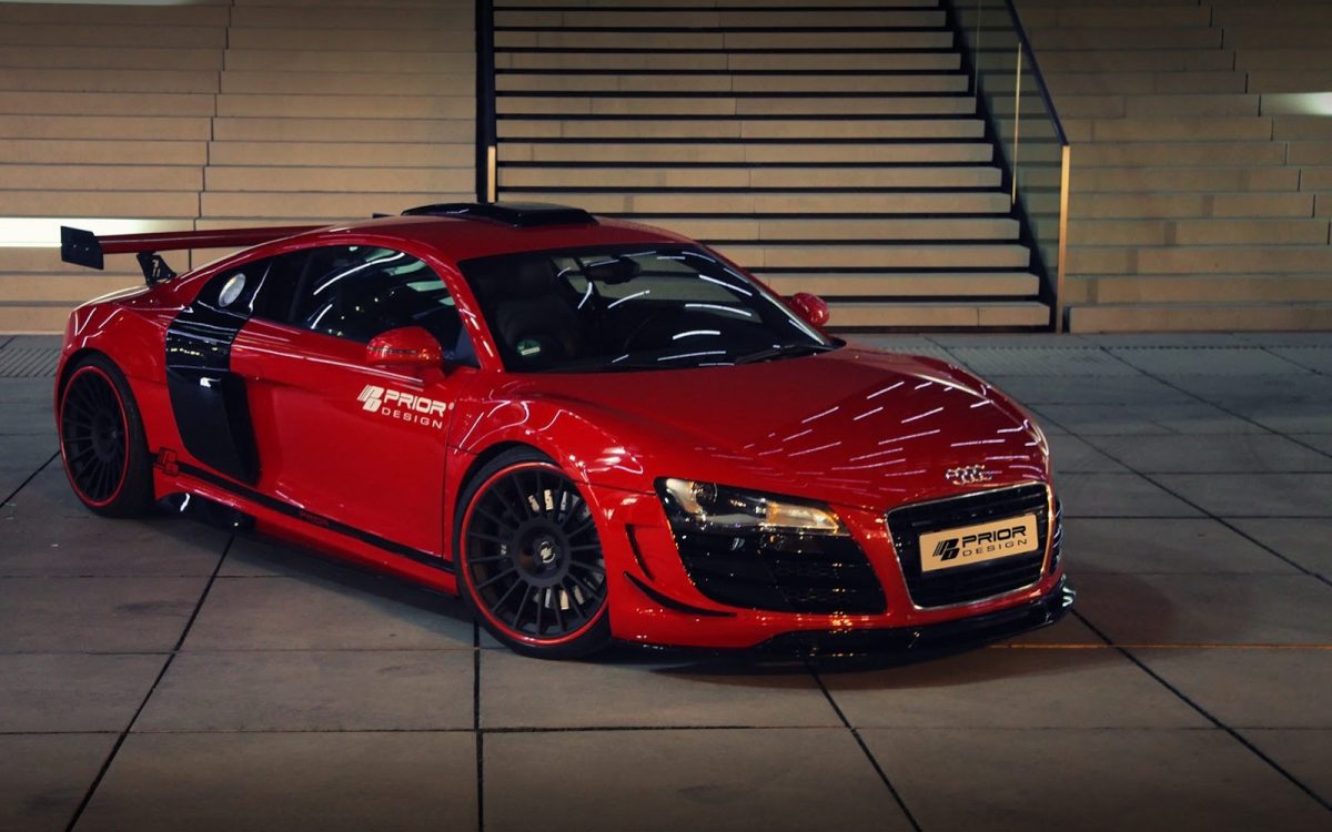 AUDI R8