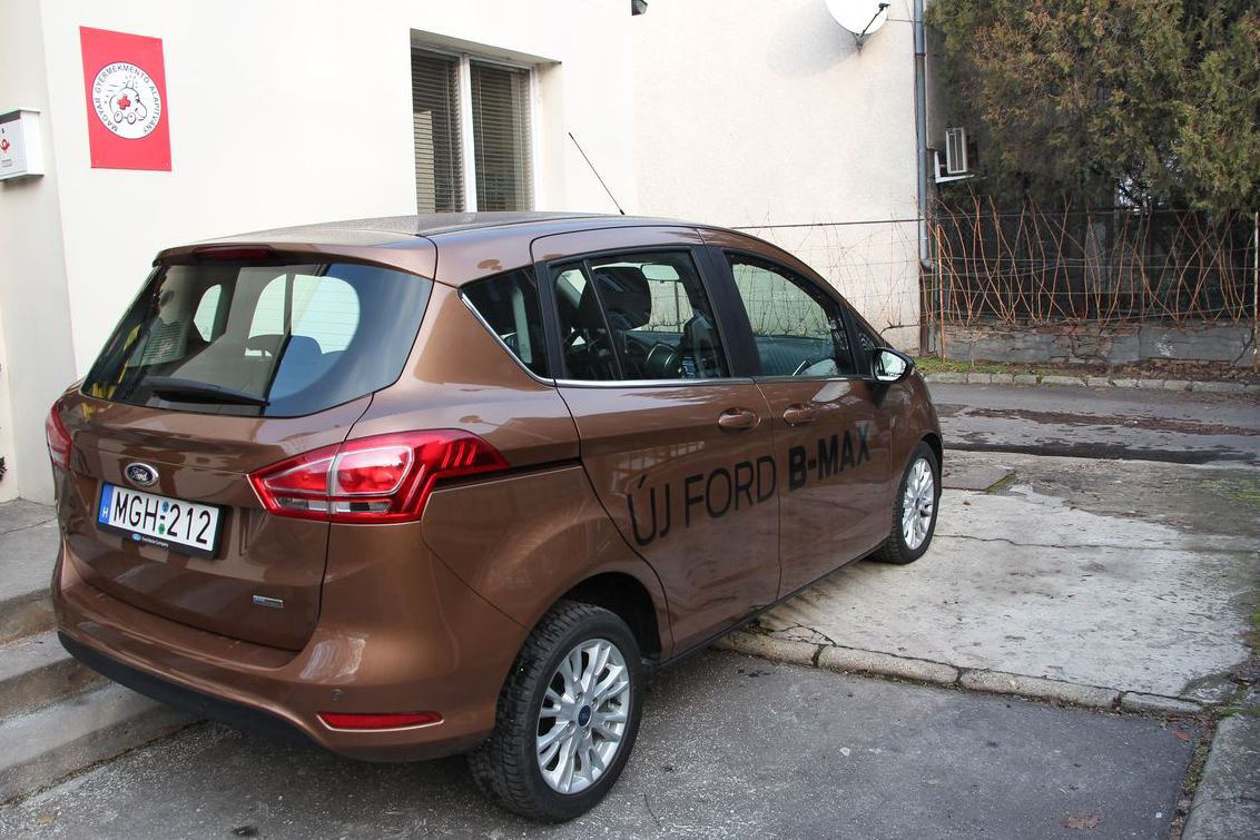 FORD B-MAX
