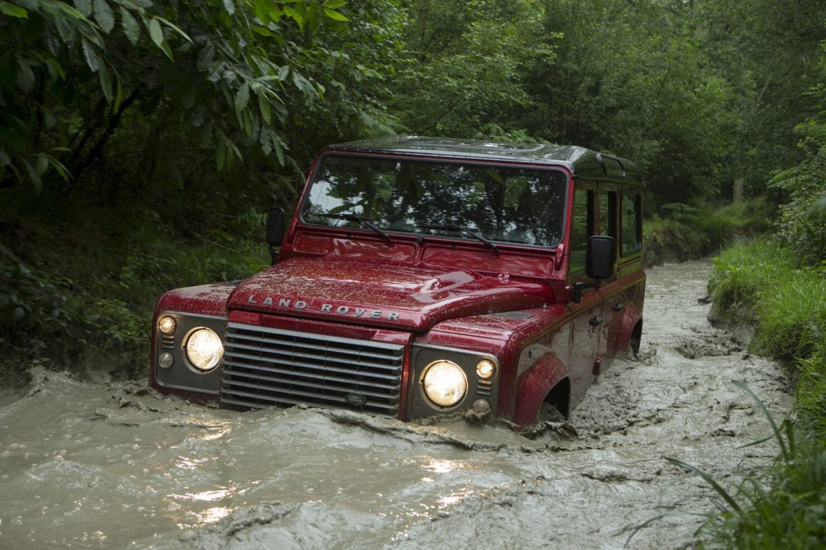 LAND ROVER