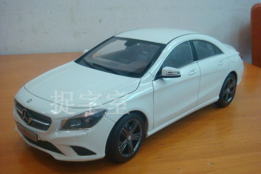 MERCEDES-BENZ C-OSZTÁLY