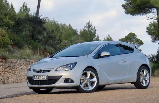Újabb vélemények az Opel Astráról