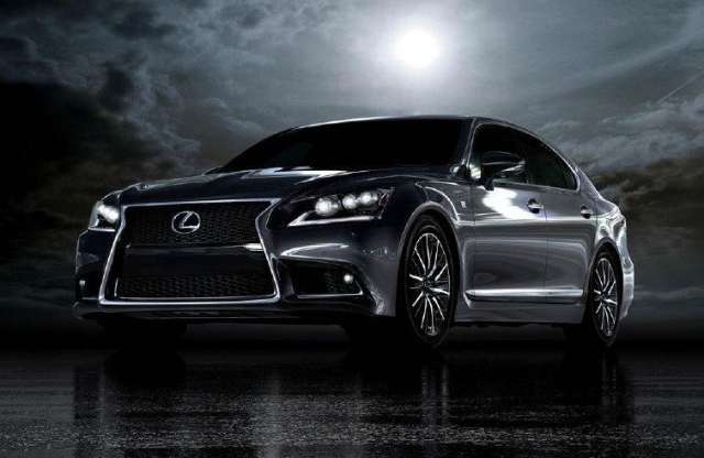 Sportmezt kap a Lexus legerősebb hibridje
