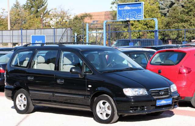 Kis pénzből nagy egyterűt: VW Sharan vagy Hyundai Trajet?