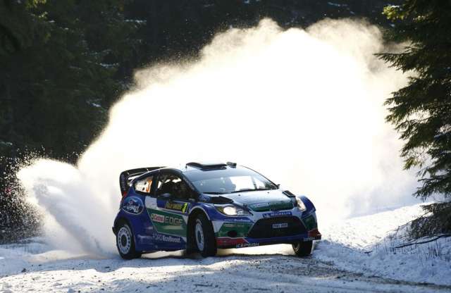 A Fordnak is elege lett a raliból, Latvala a Volkswagené