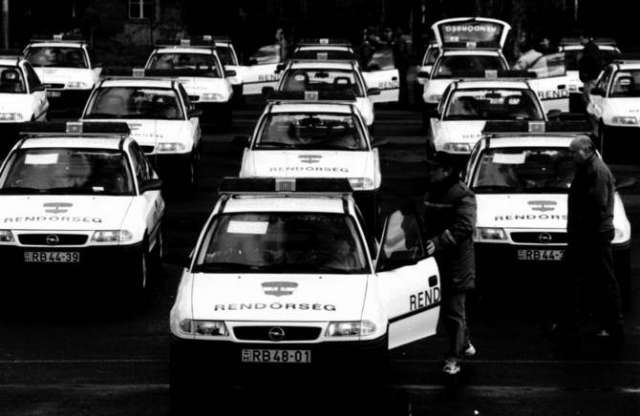 Rendőreink ismét Opel Astrába ülnek
