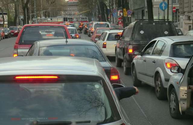 Néma gyereknek anyja se érti - kommunikáció a közlekedésben