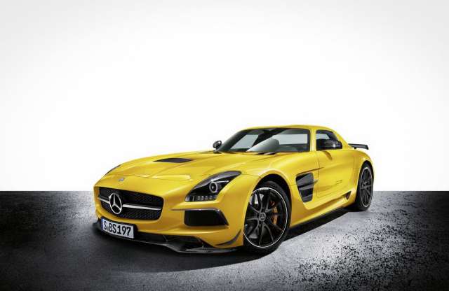 Megérkezett a legdurvább közúti Mercedes