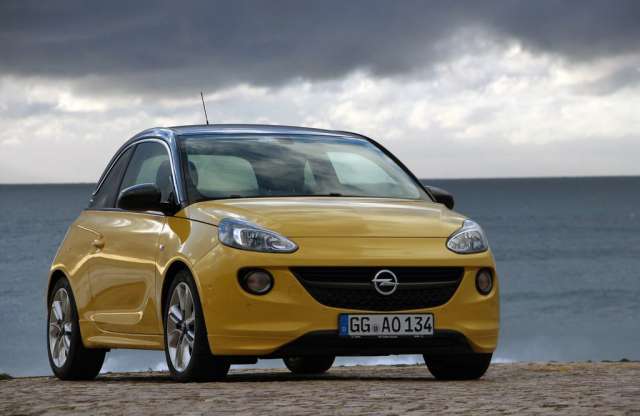 Tucatautó nem lesz, divatmodell lehet az Opel Adam