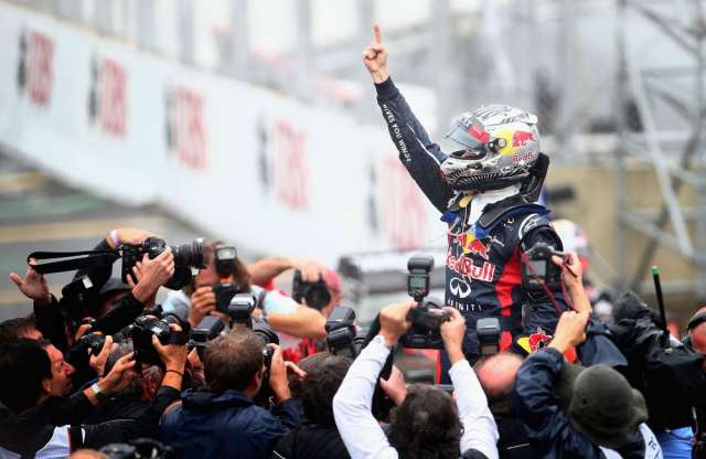 Alonso mindent megtett, de újra Vettel a bajnok
